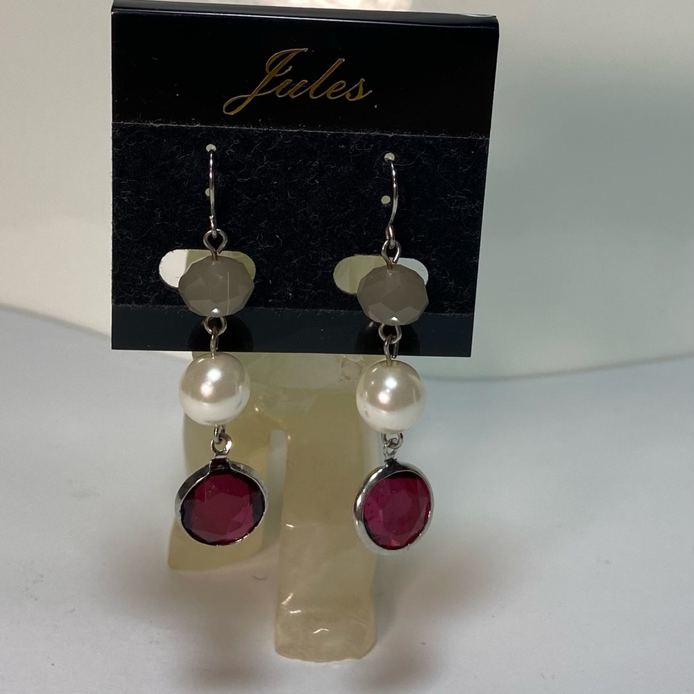 Jules women silver tone pearl and white, purple crystal dangling earrings. NWOT.